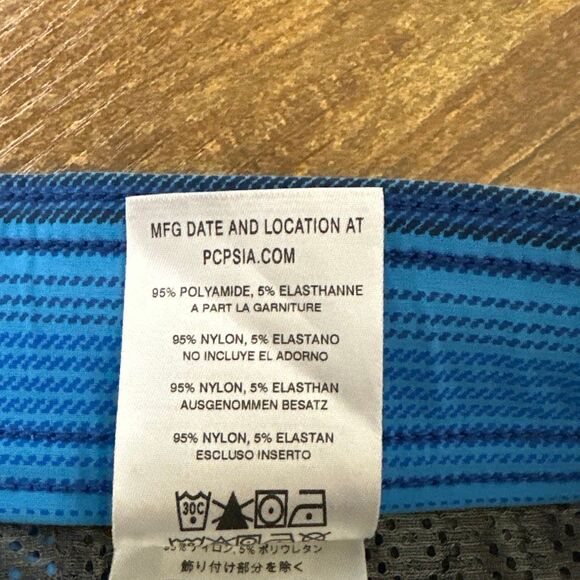 Patagonia Stretch Wavefarer Volley Shorts 16" Mens Medium Blue Striped Board - Picture 7 of 9